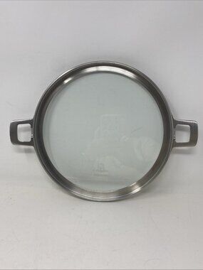 Calphalon Premier Space Saving Flat Glass Lid 10.5” Outside Double Handles 9.5”